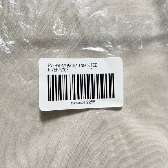 Chico's Bateau Neck Tee 3/4 sleeve - Picture 3 of 3